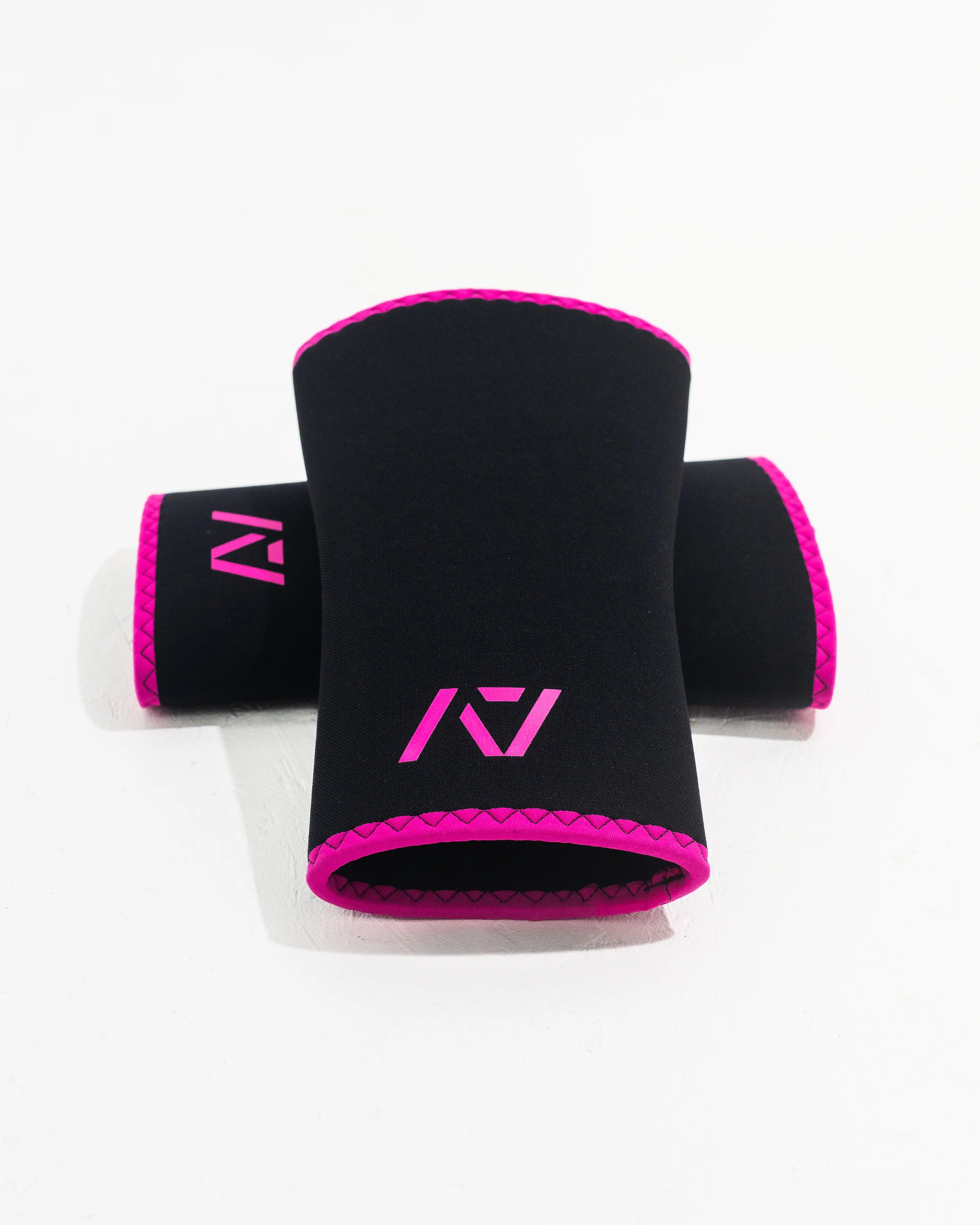 A7 Hourglass Knee Sleeves - Stiff - Flamingo